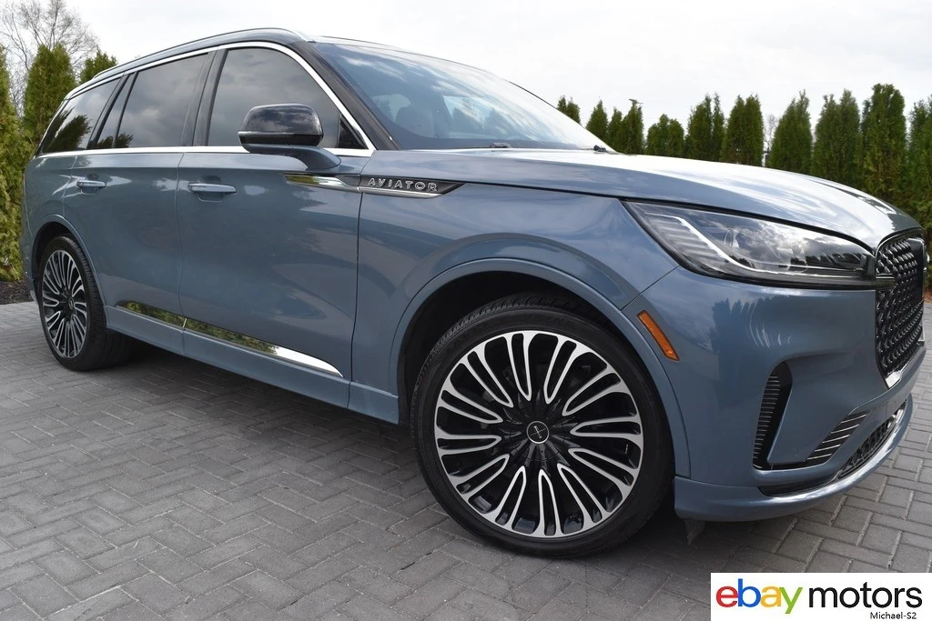 2025 Lincoln Aviator 2nd Gen - Image 3 of 21