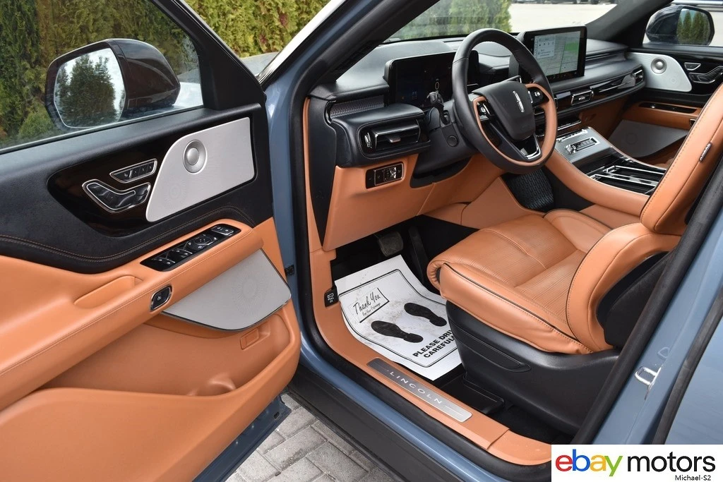 2025 Lincoln Aviator 2nd Gen - Image 11 of 21
