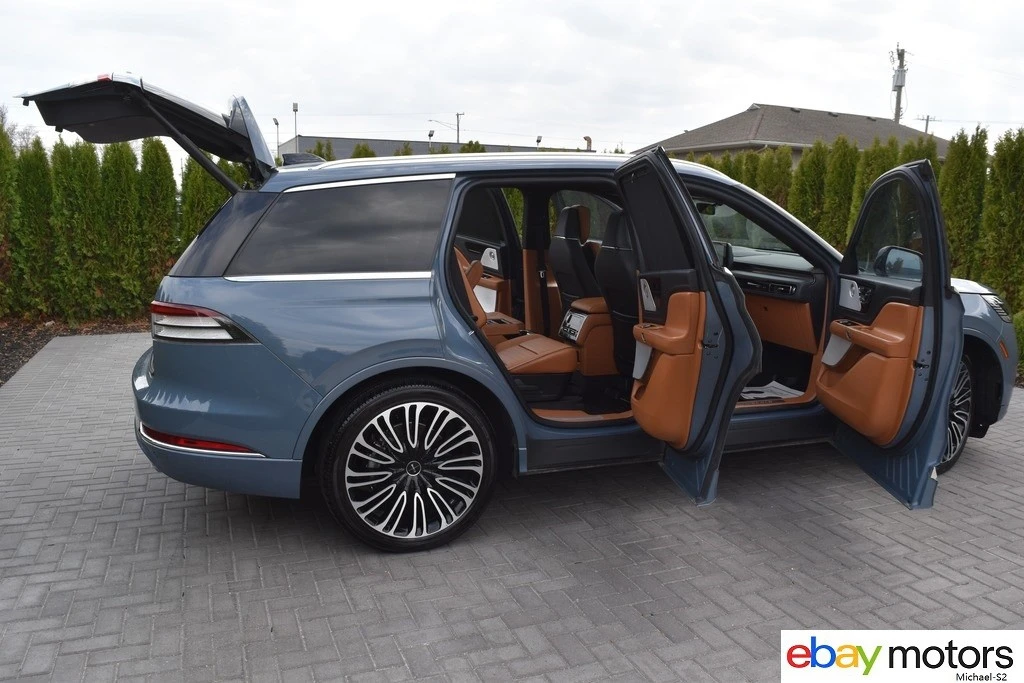 2025 Lincoln Aviator 2nd Gen - Image 20 of 21