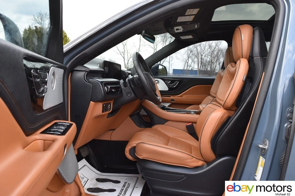 2025 Lincoln Aviator 2nd Gen - Image 10 of 21