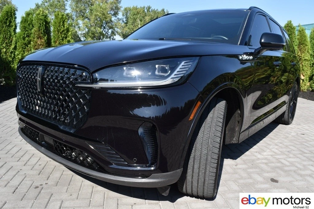 2025 Lincoln Aviator 2nd Gen - Image 10 of 21