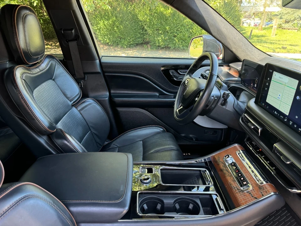 2025 Lincoln Aviator 2nd Gen - Image 15 of 21