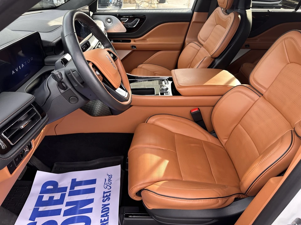 2025 Lincoln Aviator 2nd Gen - Image 10 of 12