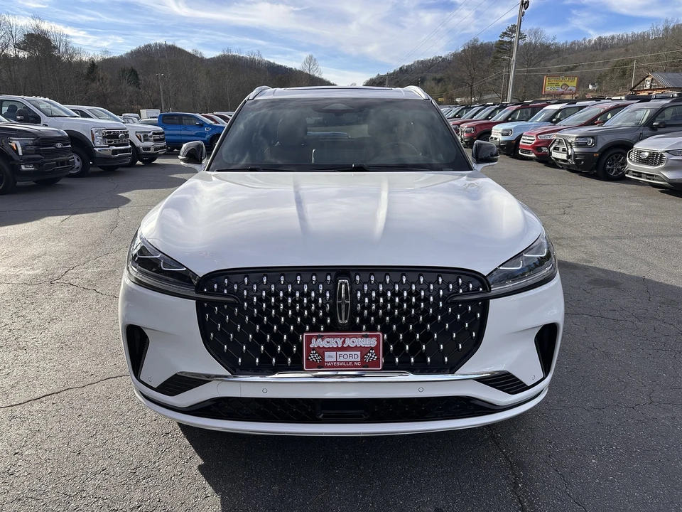 2025 Lincoln Aviator 2nd Gen - Image 3 of 12