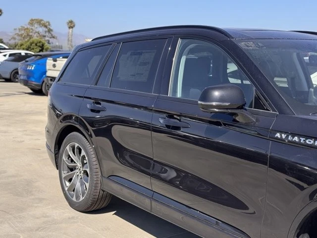 2025 Lincoln Aviator 2nd Gen - Image 5 of 12