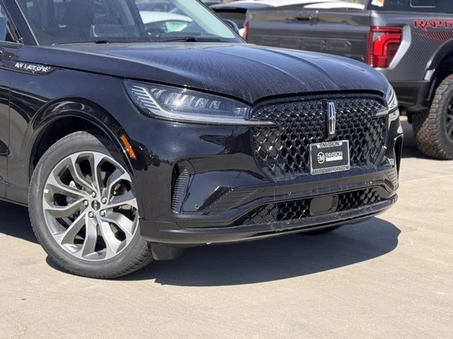 2025 Lincoln Aviator 2nd Gen - Image 3 of 12