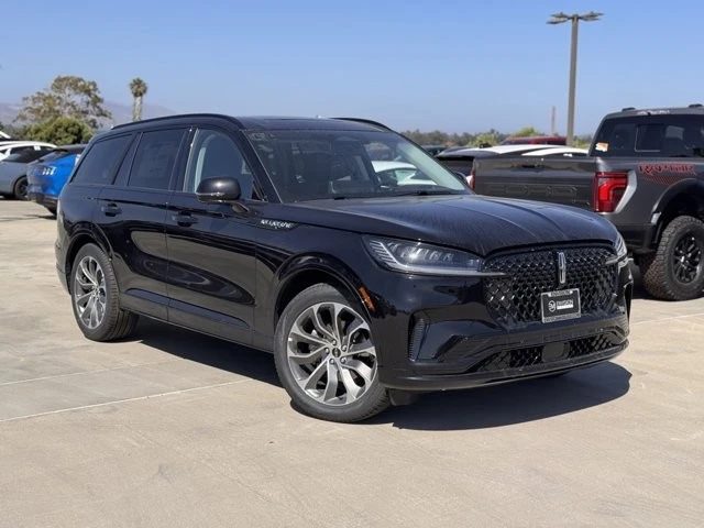 2025 Lincoln Aviator 2nd Gen - Image 2 of 12