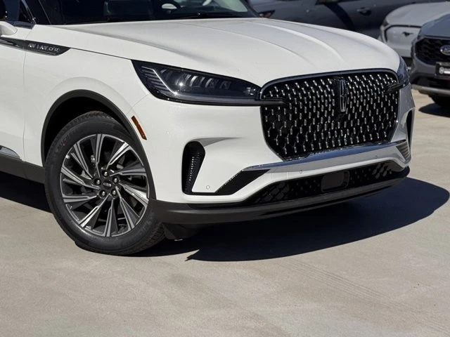 2025 Lincoln Aviator 2nd Gen - Image 3 of 12