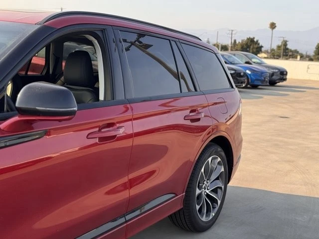 2025 Lincoln Aviator 2nd Gen - Image 9 of 12
