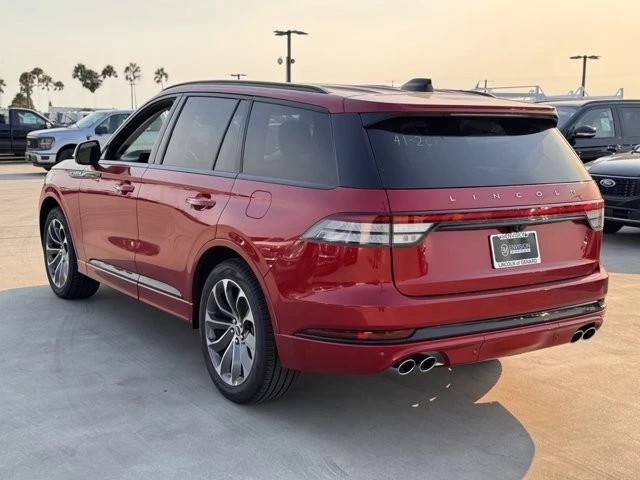 2025 Lincoln Aviator 2nd Gen - Image 10 of 12