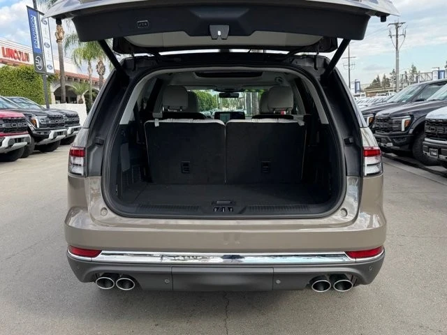 2025 Lincoln Aviator 2nd Gen - Image 10 of 12