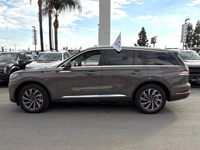 2025 Lincoln Aviator 2nd Gen - Image 5 of 12