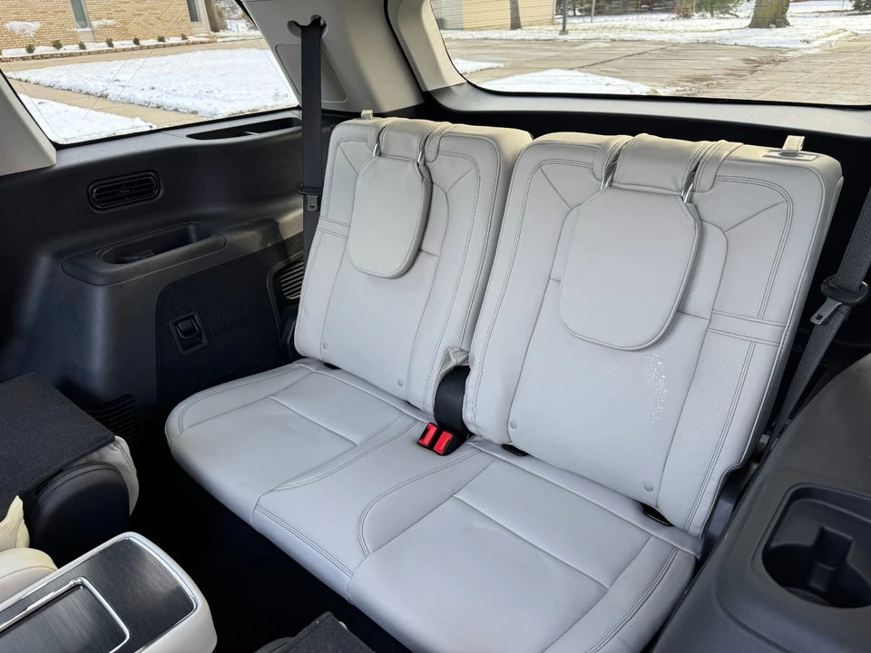 2025 Lincoln Aviator 2nd Gen - Image 15 of 21