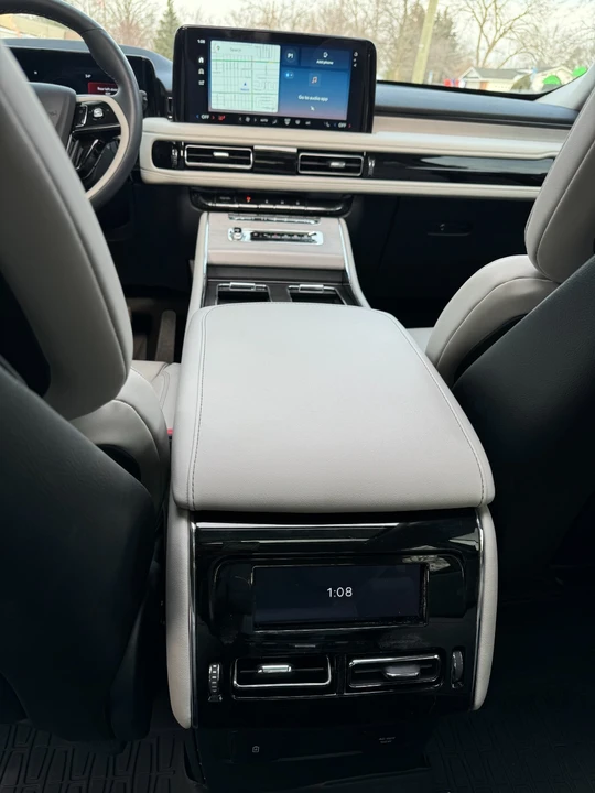 2025 Lincoln Aviator 2nd Gen - Image 20 of 21