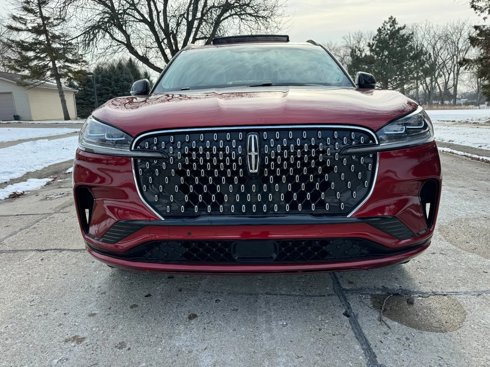 2025 Lincoln Aviator 2nd Gen - Image 11 of 21