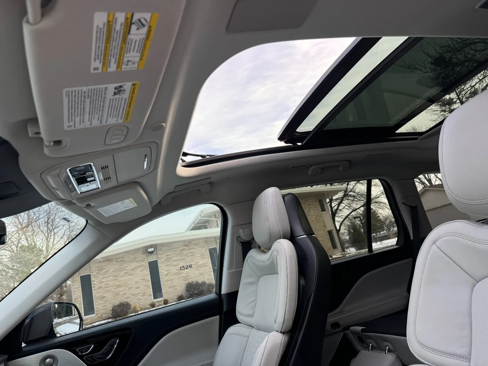 2025 Lincoln Aviator 2nd Gen - Image 13 of 21