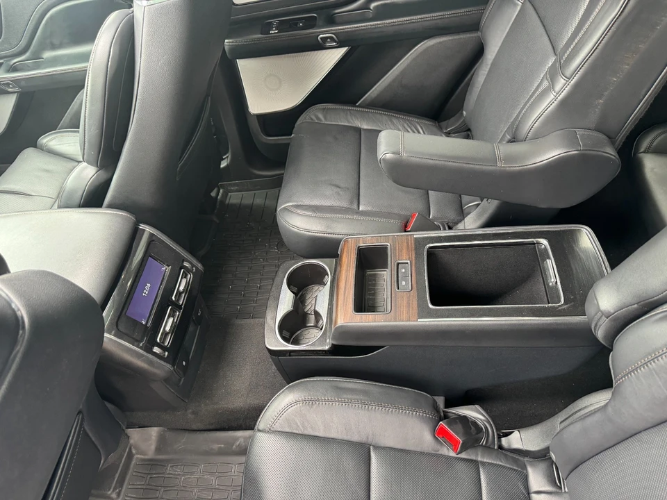 2025 Lincoln Aviator 2nd Gen - Image 17 of 21