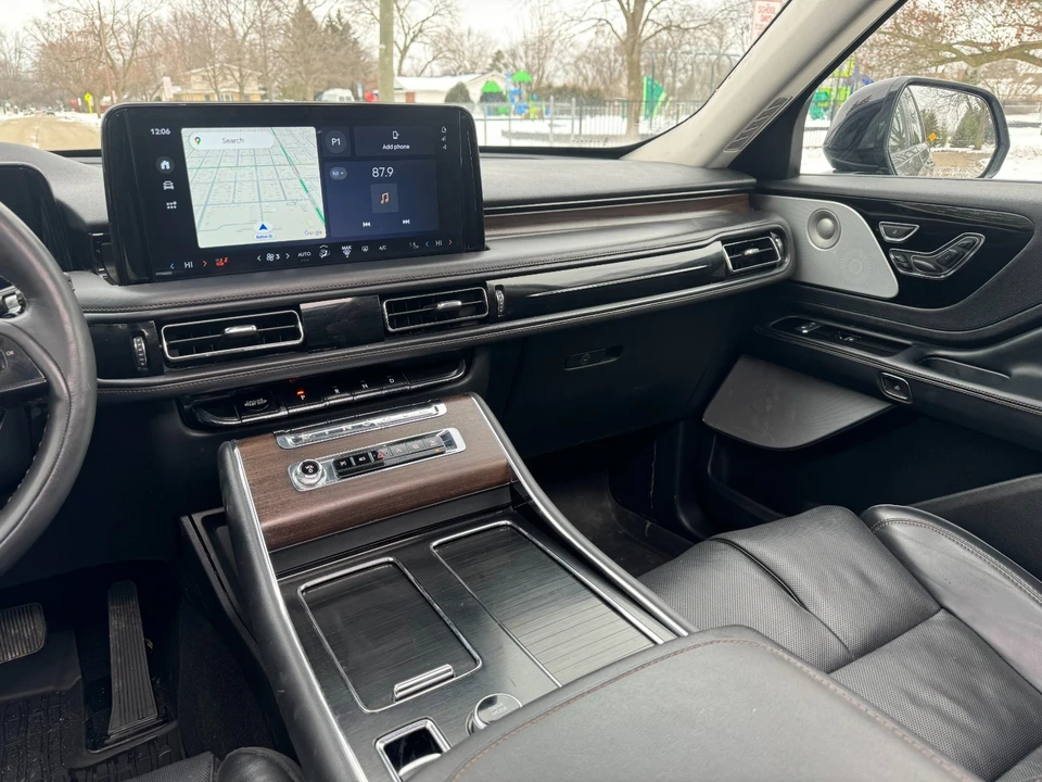2025 Lincoln Aviator 2nd Gen - Image 19 of 21