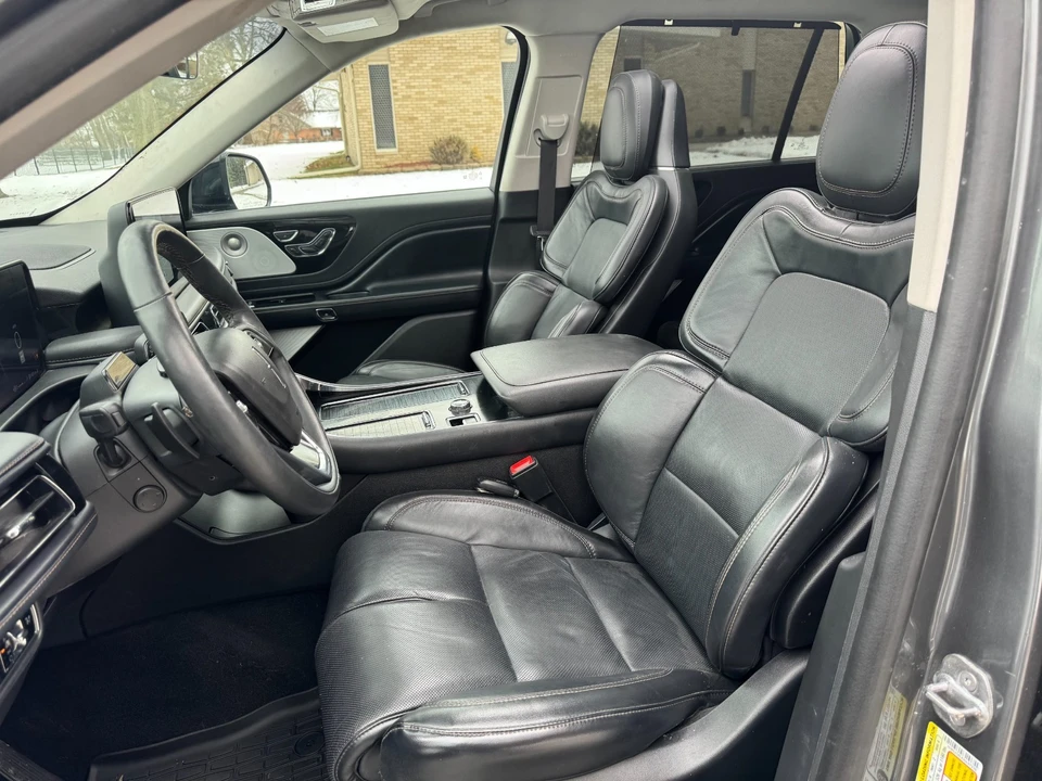 2025 Lincoln Aviator 2nd Gen - Image 14 of 21