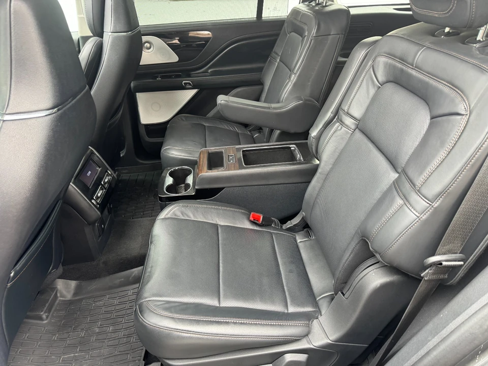 2025 Lincoln Aviator 2nd Gen - Image 16 of 21
