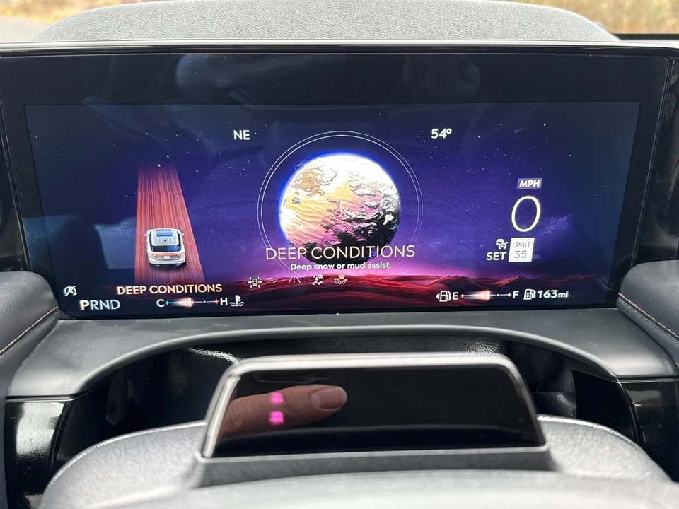 2025 Lincoln Aviator 2nd Gen - Image 18 of 21