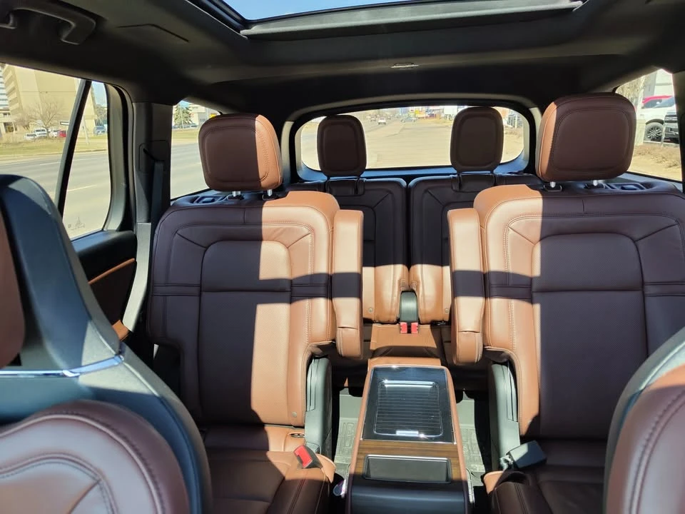 2025 Lincoln Aviator 2nd Gen - Image 10 of 16