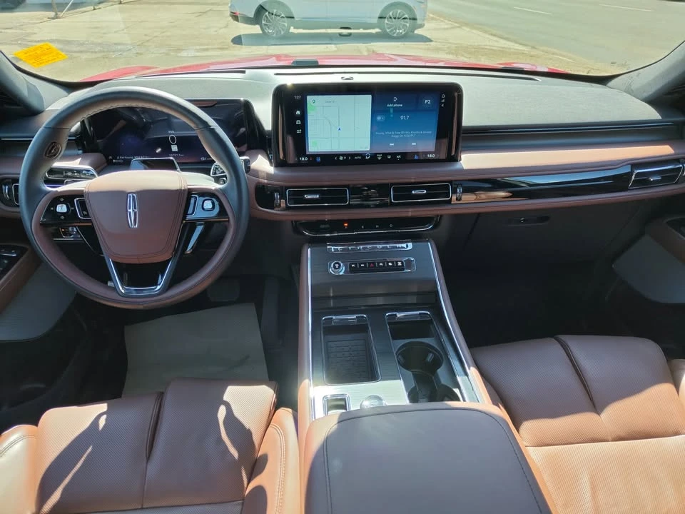 2025 Lincoln Aviator 2nd Gen - Image 12 of 16