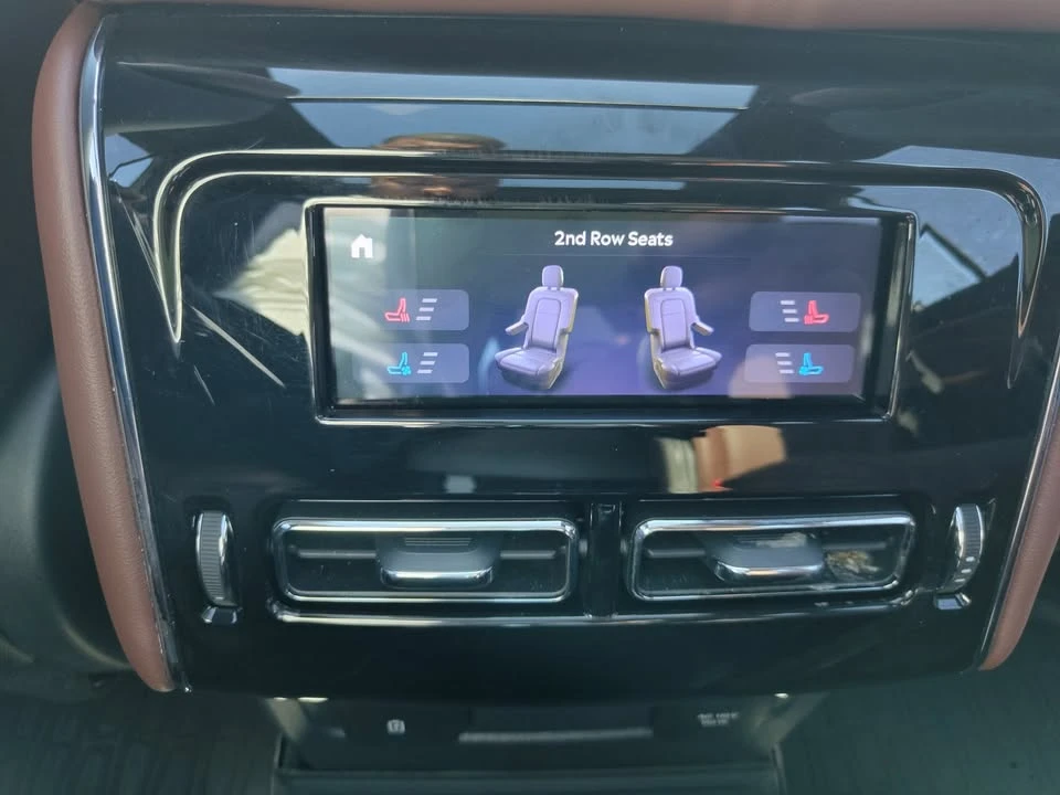 2025 Lincoln Aviator 2nd Gen - Image 11 of 16