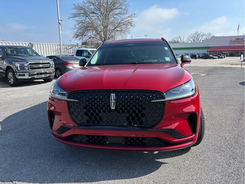 2025 Lincoln Aviator 2nd Gen - Image 2 of 12