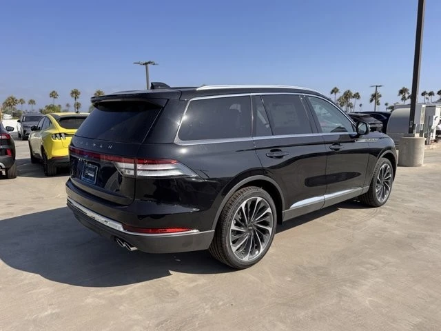 2025 Lincoln Aviator 2nd Gen - Image 12 of 12