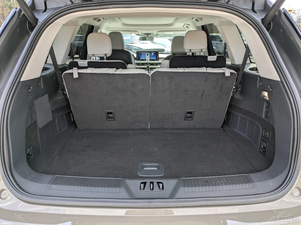 2025 Lincoln Aviator 2nd Gen - Image 13 of 21