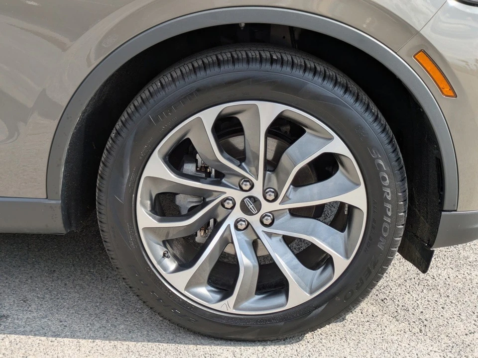 2025 Lincoln Aviator 2nd Gen - Image 11 of 21