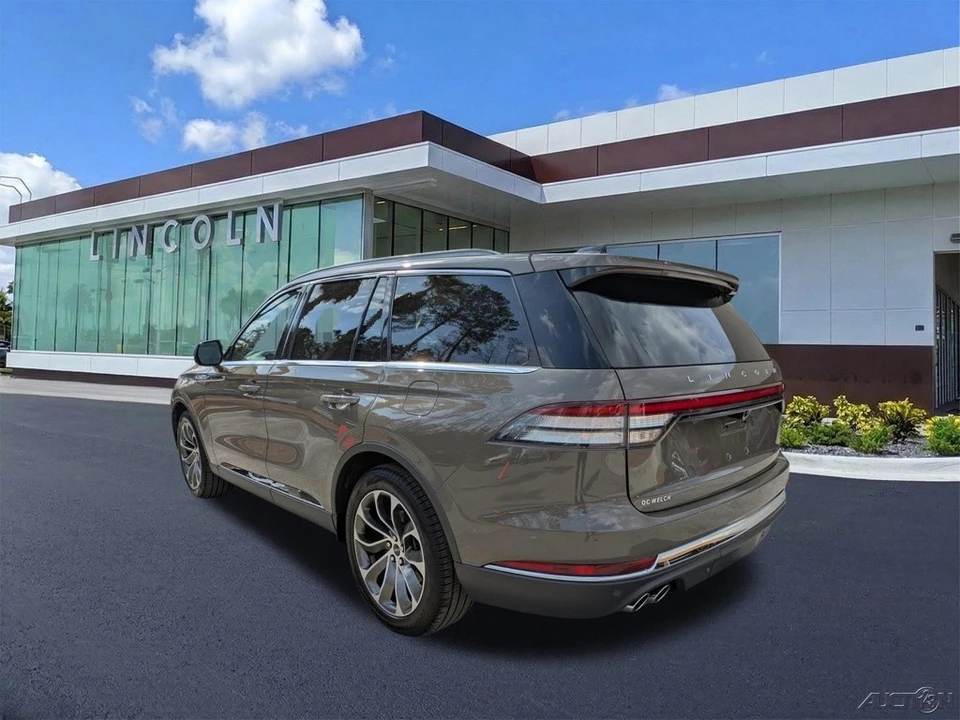 2025 Lincoln Aviator 2nd Gen - Image 6 of 21