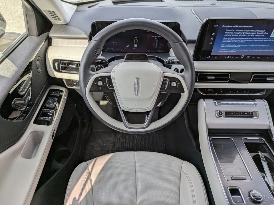 2025 Lincoln Aviator 2nd Gen - Image 17 of 21