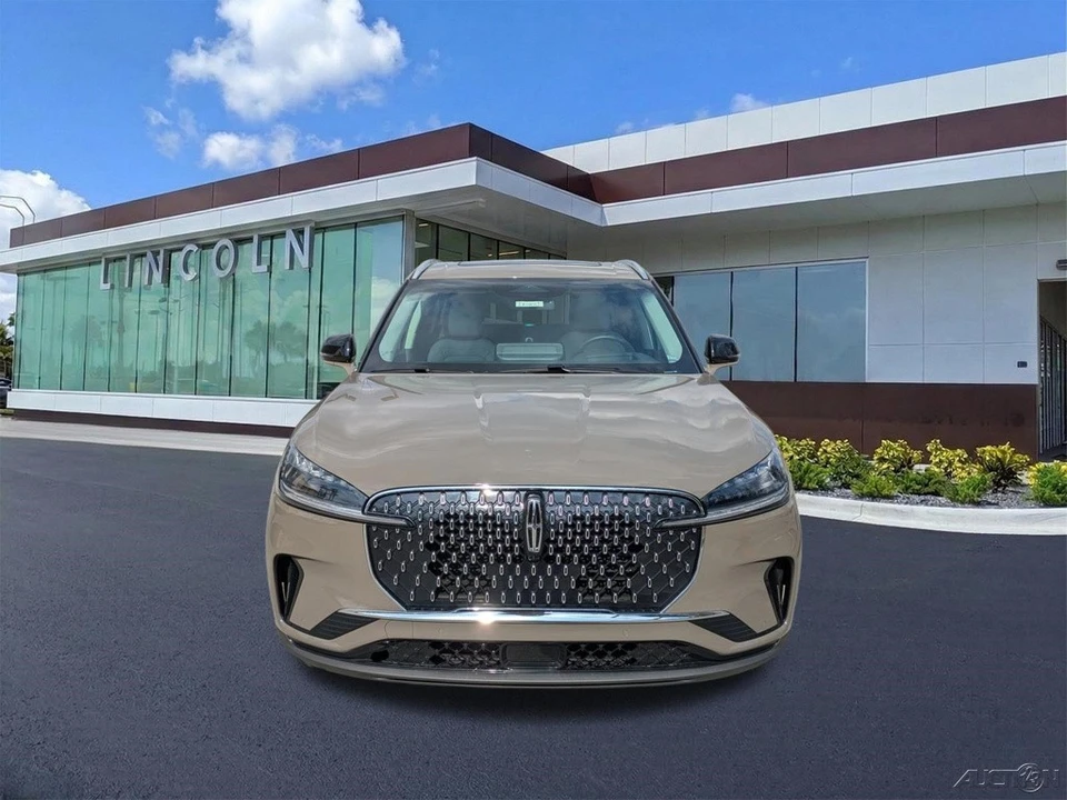2025 Lincoln Aviator 2nd Gen - Image 8 of 21