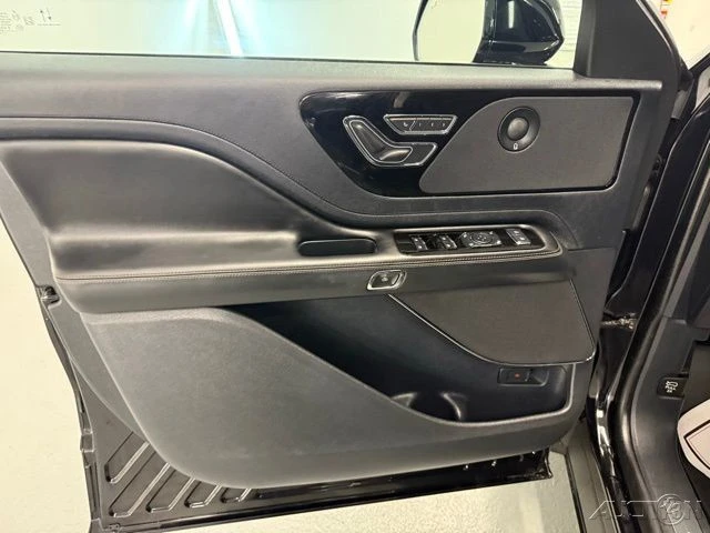 2025 Lincoln Aviator 2nd Gen - Image 15 of 21