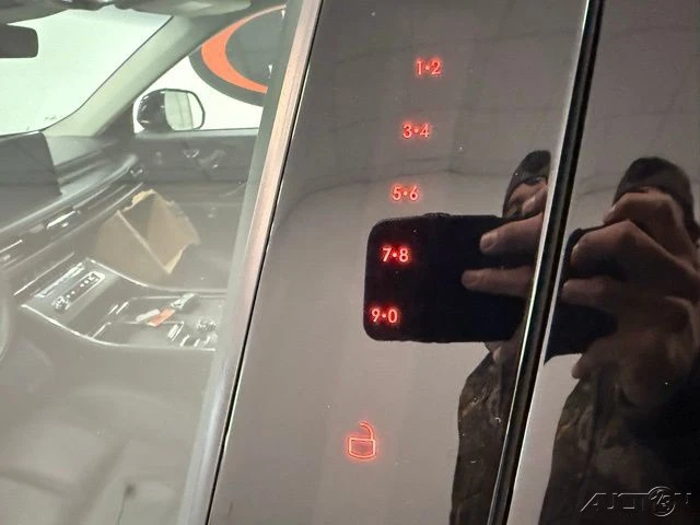 2025 Lincoln Aviator 2nd Gen - Image 11 of 21