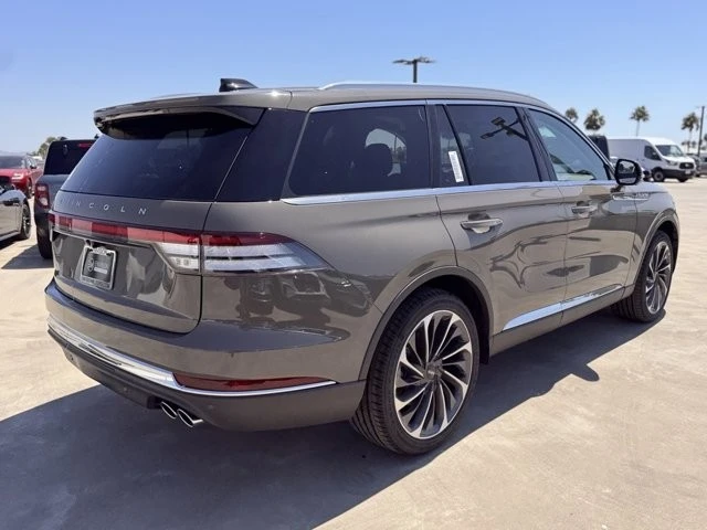 2025 Lincoln Aviator 2nd Gen - Image 12 of 12