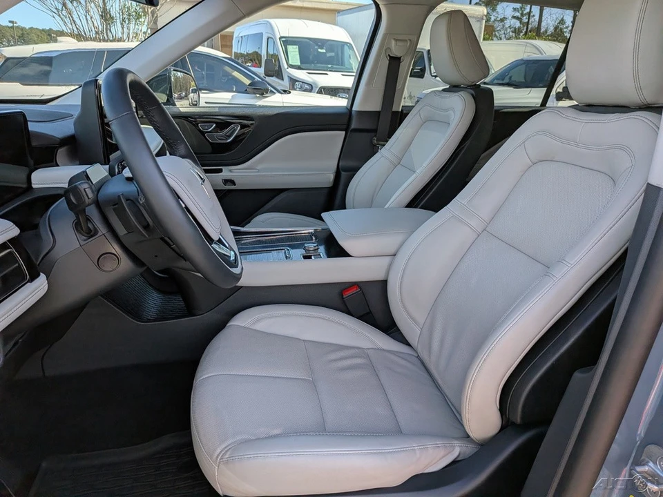 2025 Lincoln Aviator 2nd Gen - Image 21 of 21