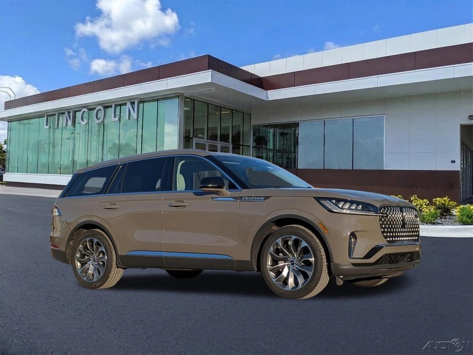 2025 Lincoln Aviator 2nd Gen - Image 2 of 21