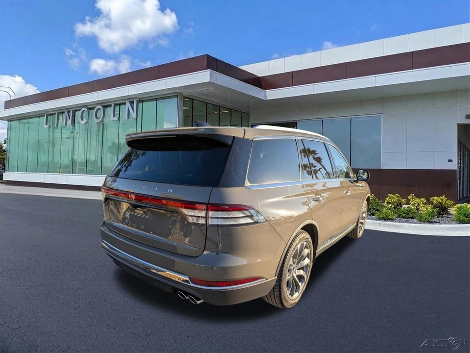 2025 Lincoln Aviator 2nd Gen - Image 4 of 21