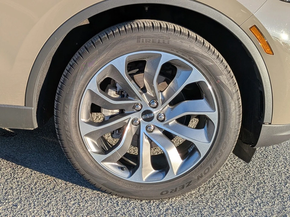 2025 Lincoln Aviator 2nd Gen - Image 13 of 21