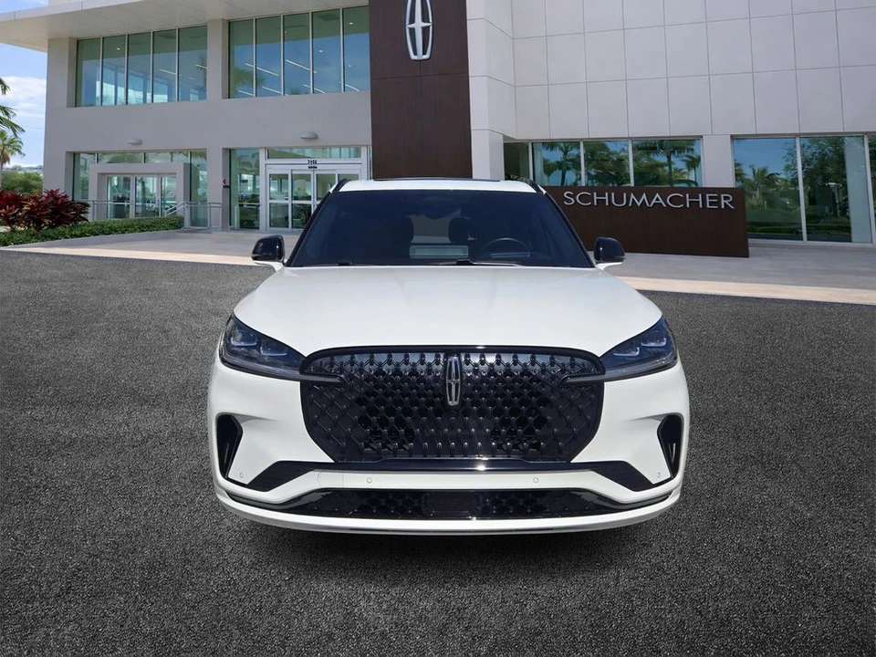 2025 Lincoln Aviator 2nd Gen - Image 2 of 12