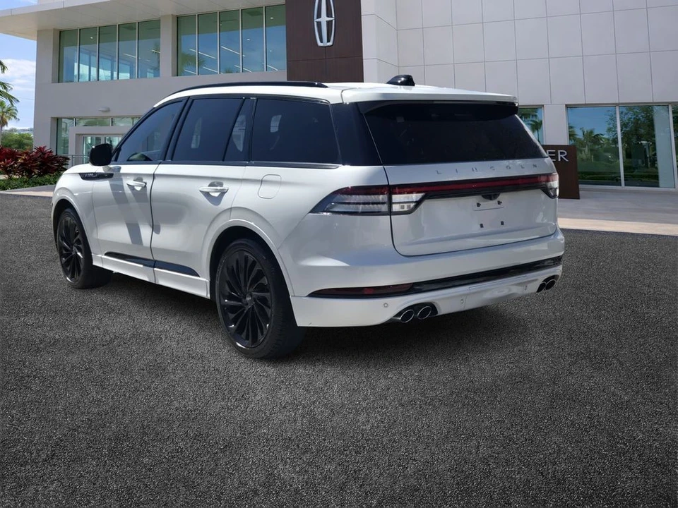 2025 Lincoln Aviator 2nd Gen - Image 5 of 12