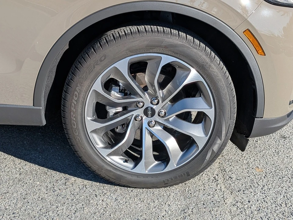 2025 Lincoln Aviator 2nd Gen - Image 13 of 21