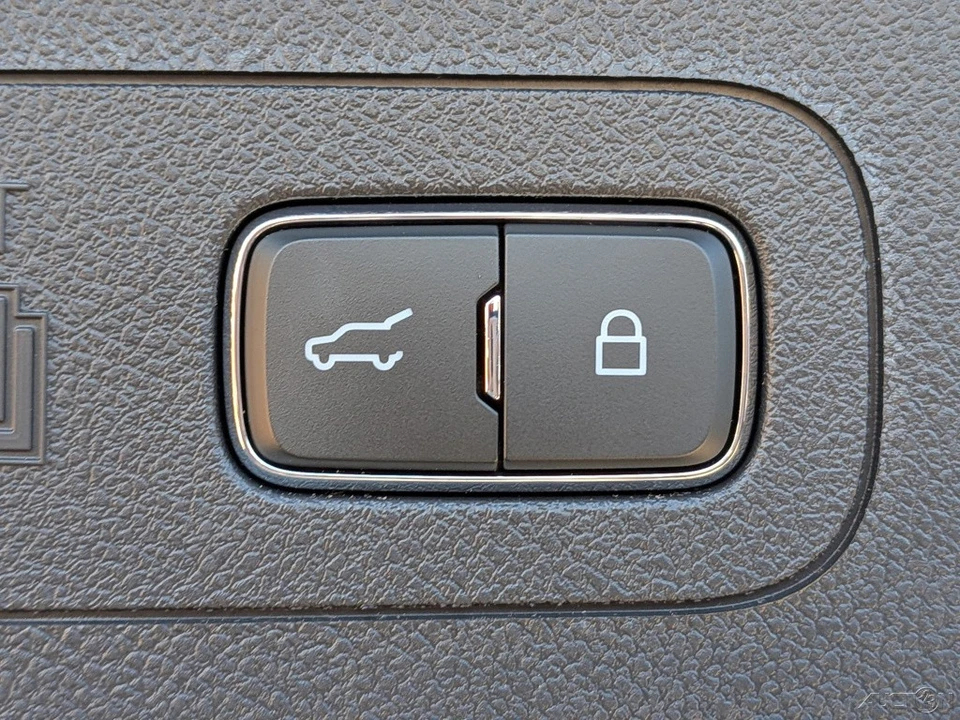2025 Lincoln Aviator 2nd Gen - Image 16 of 21