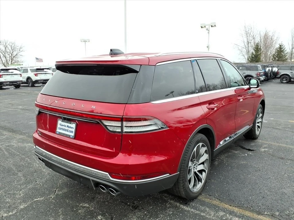 2025 Lincoln Aviator 2nd Gen - Image 7 of 21