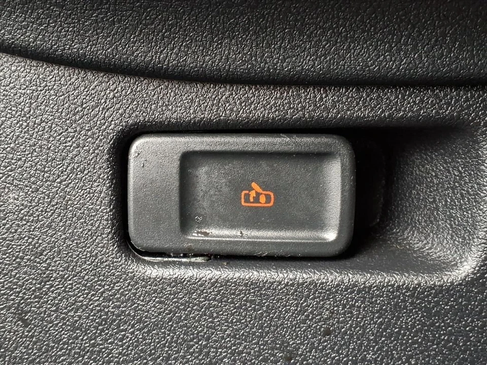 2025 Lincoln Aviator 2nd Gen - Image 18 of 21