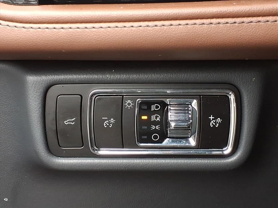 2025 Lincoln Aviator 2nd Gen - Image 19 of 21