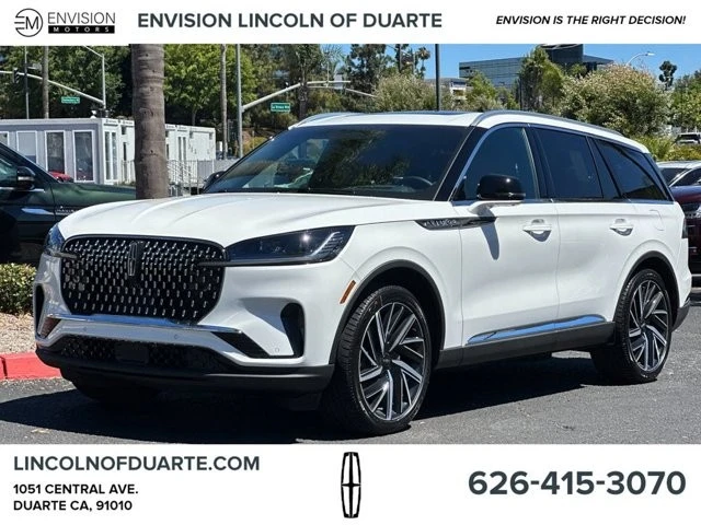 2025 Lincoln Aviator 2nd Gen - Image 8 of 12